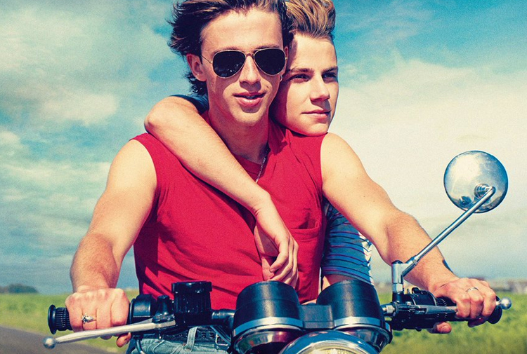 L’affiche du film “Été 85” de François Ozon reprise par Mikl Mayer